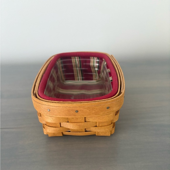 Longaberger 2004 Small Basket With Lining And Plastic Insert 7.5 X 5 X 2.5 Inch - Picture 3 of 12